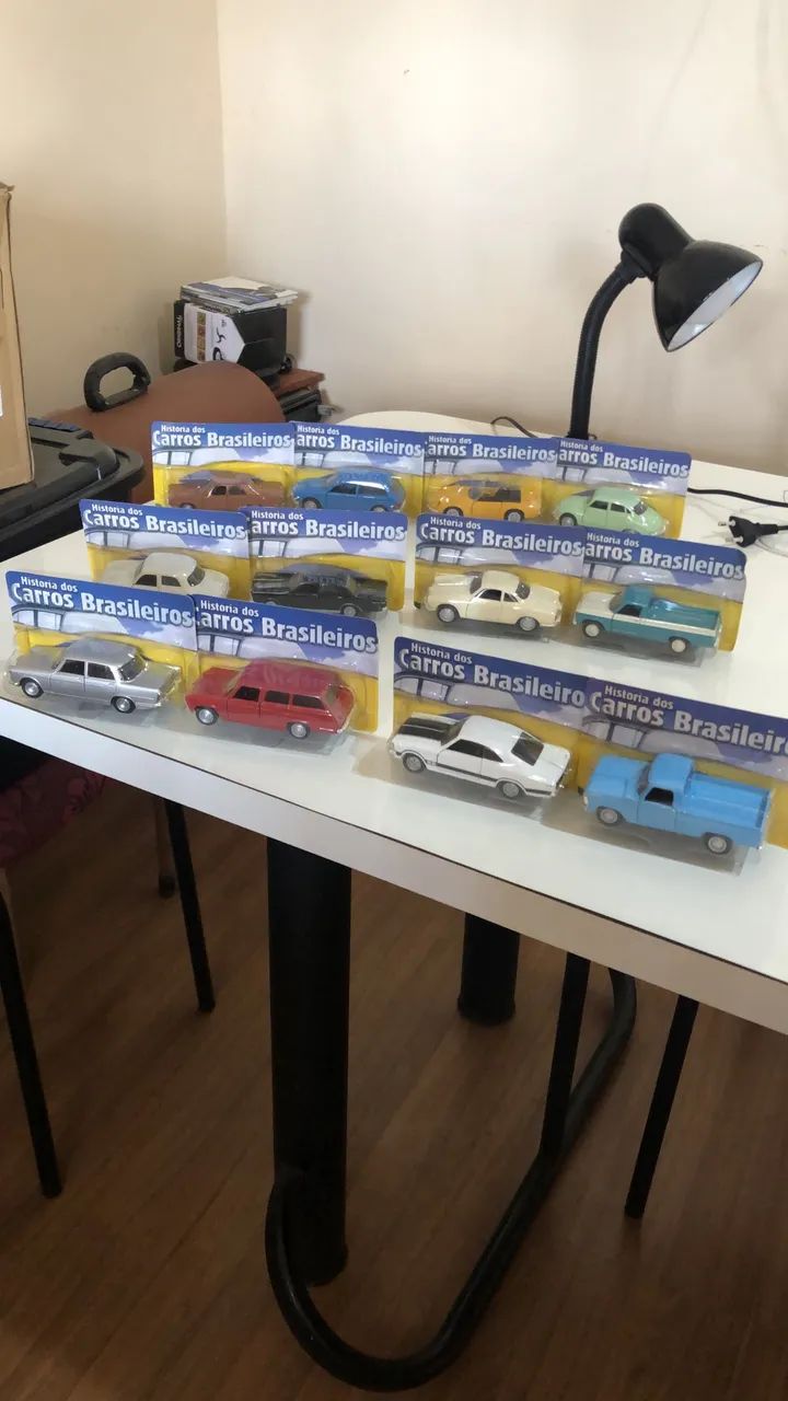 Miniaturas de carros e motos - coleções completas!
