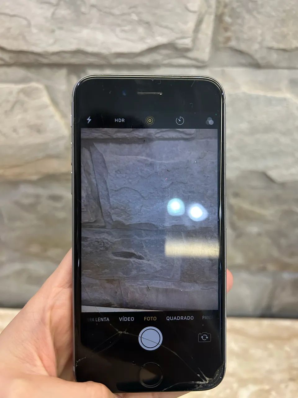 IPhone 6s 32gb cinza espacial - completo na caixa (tela trincada