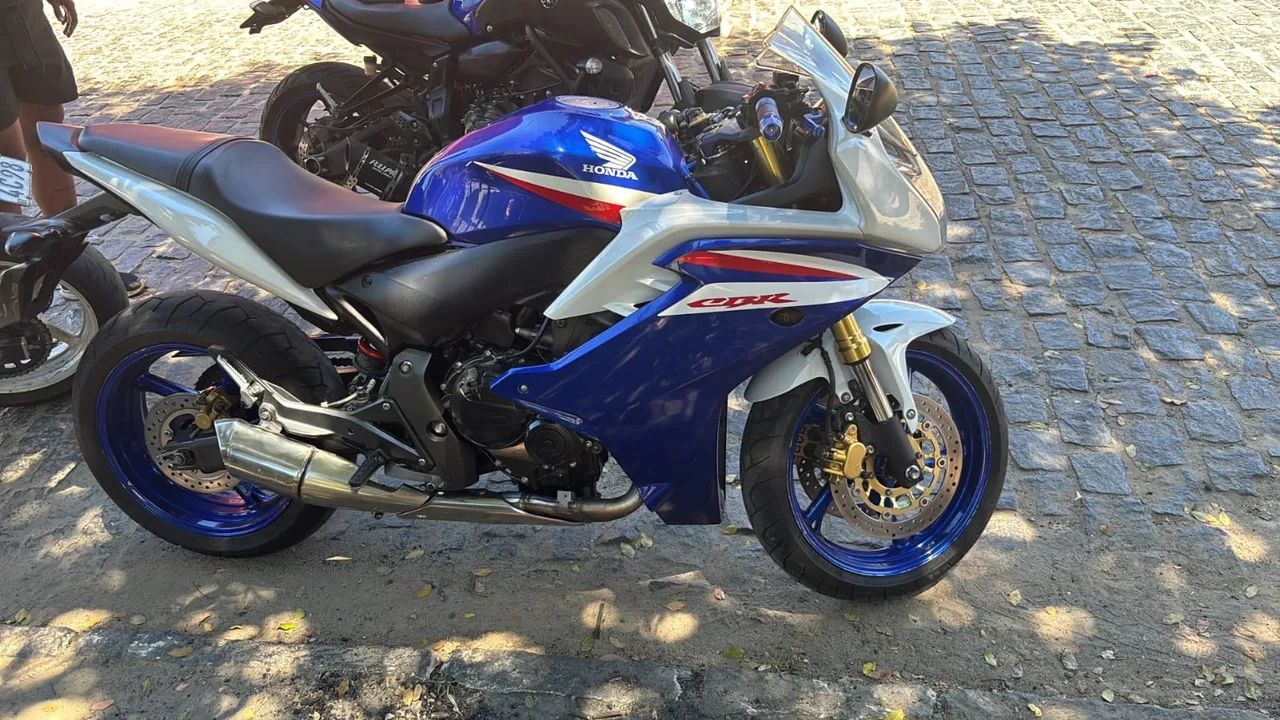CBR 600f - Foto 5