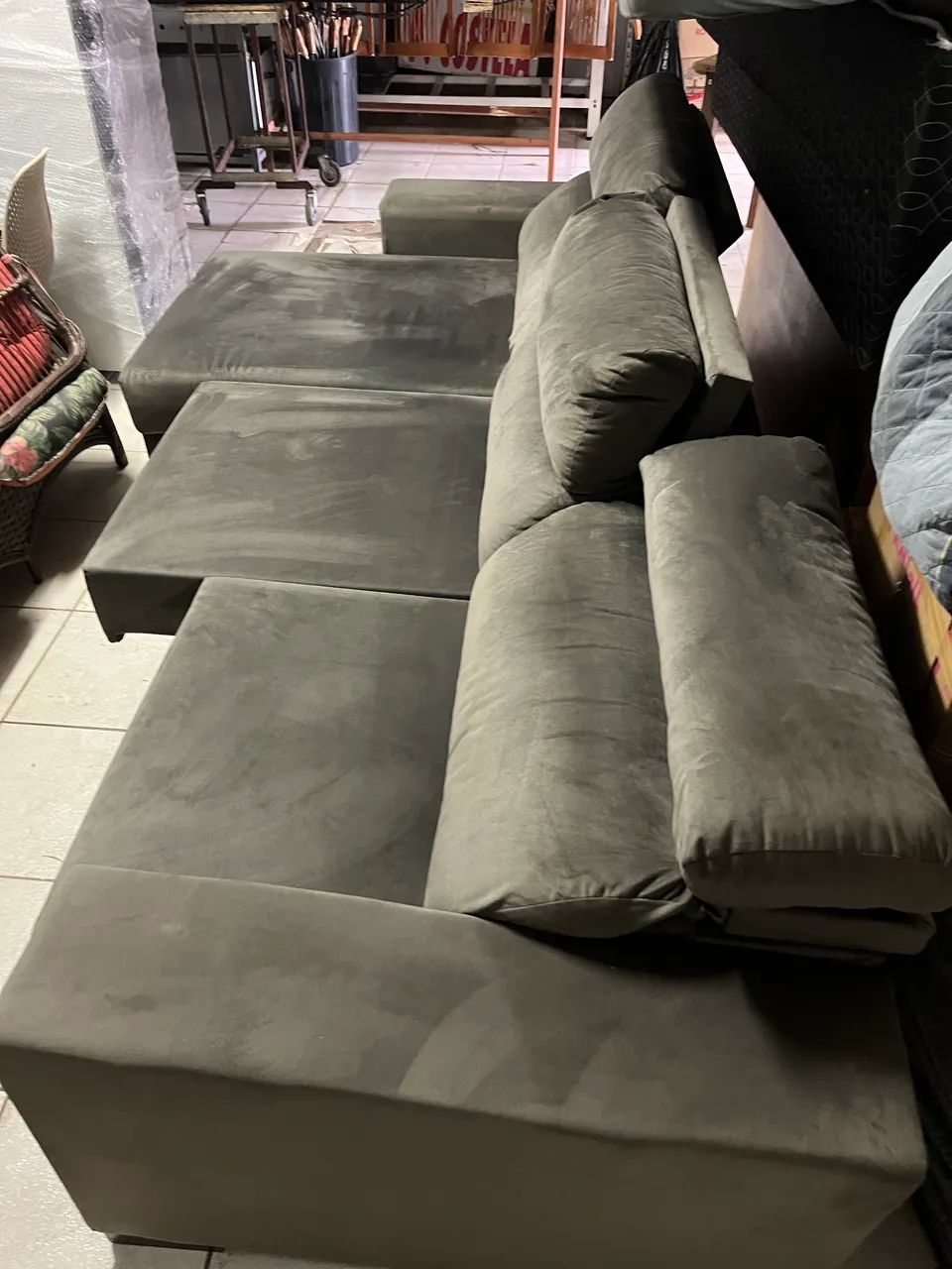 Sofá retrátil e reclinável 3,20 mts com chaise. - Foto 3