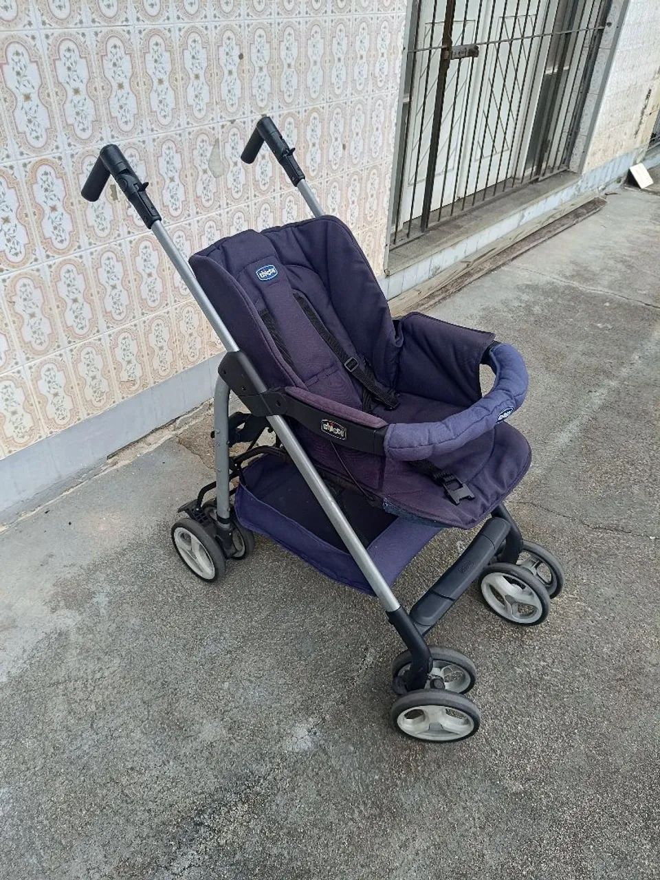 Kit carrinho, bebê conforto e Moisés chicco