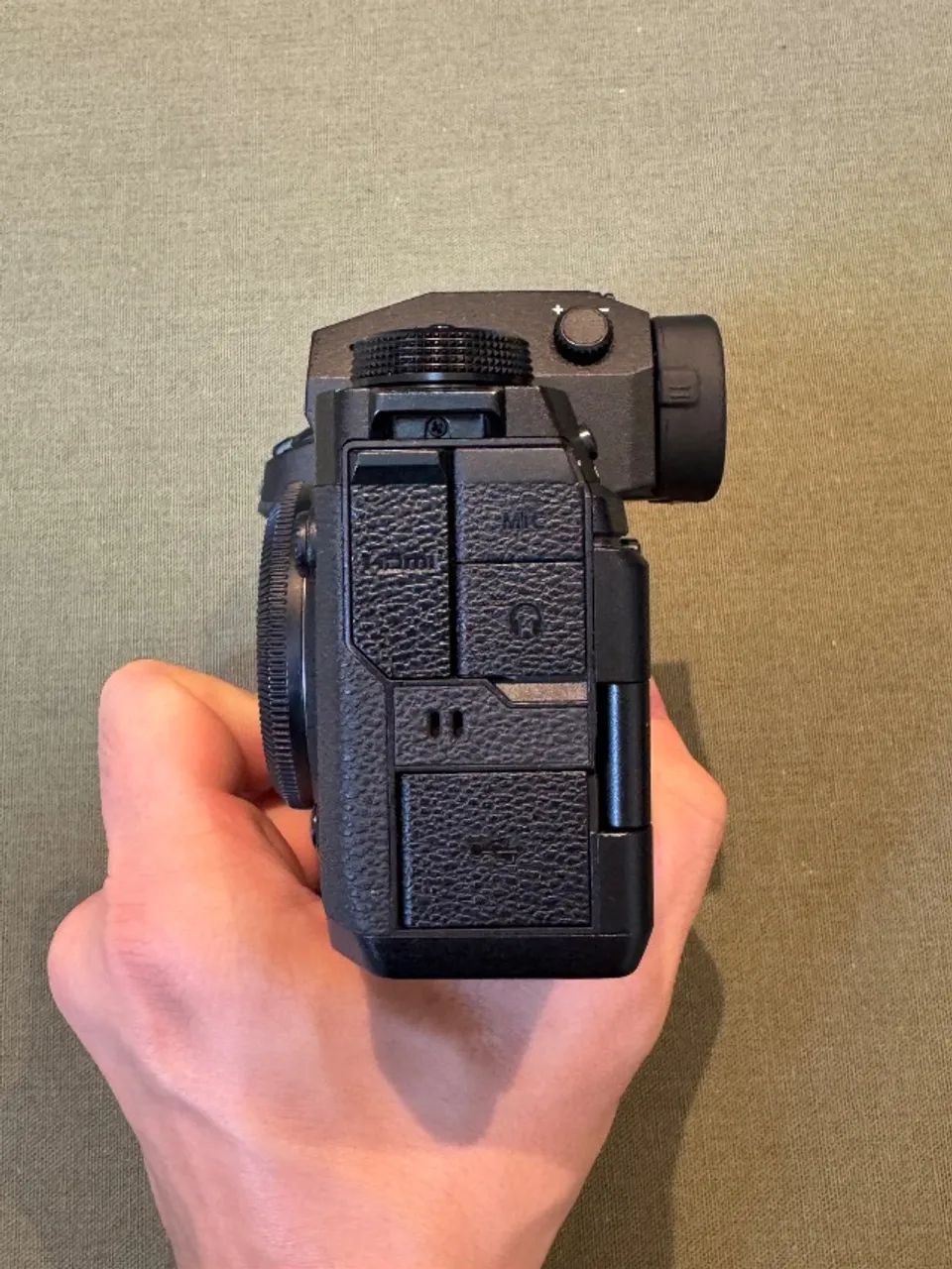 Câmera Fujifilm X-H2s apenas corpo USADA, 26.1MP, vídeo 6.2K - Foto 2