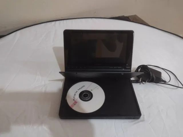 Sony DVP-FX810 Portable 8