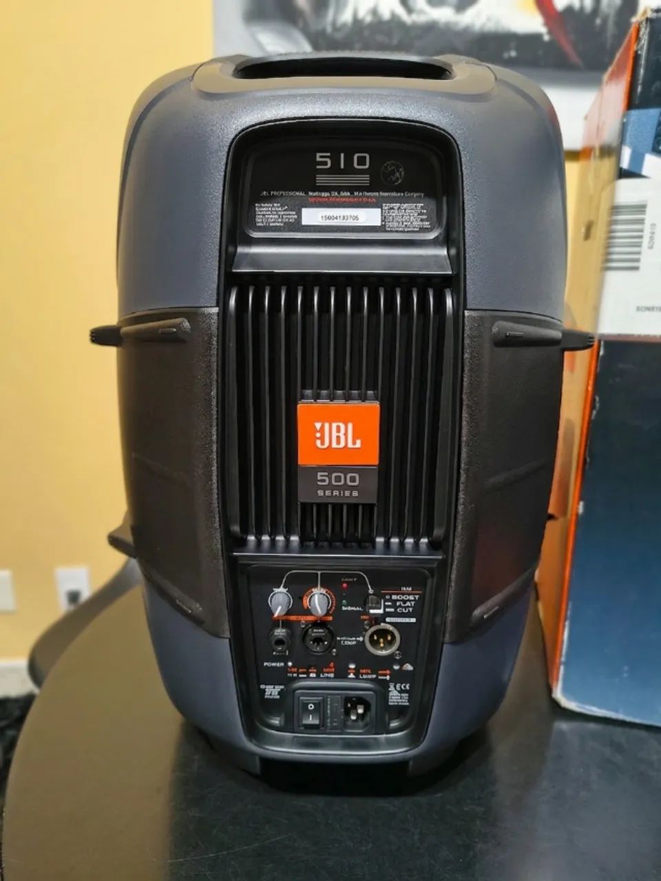 Caixa ativa amplificada JBL EON 510 280W Zerada - mais potente que