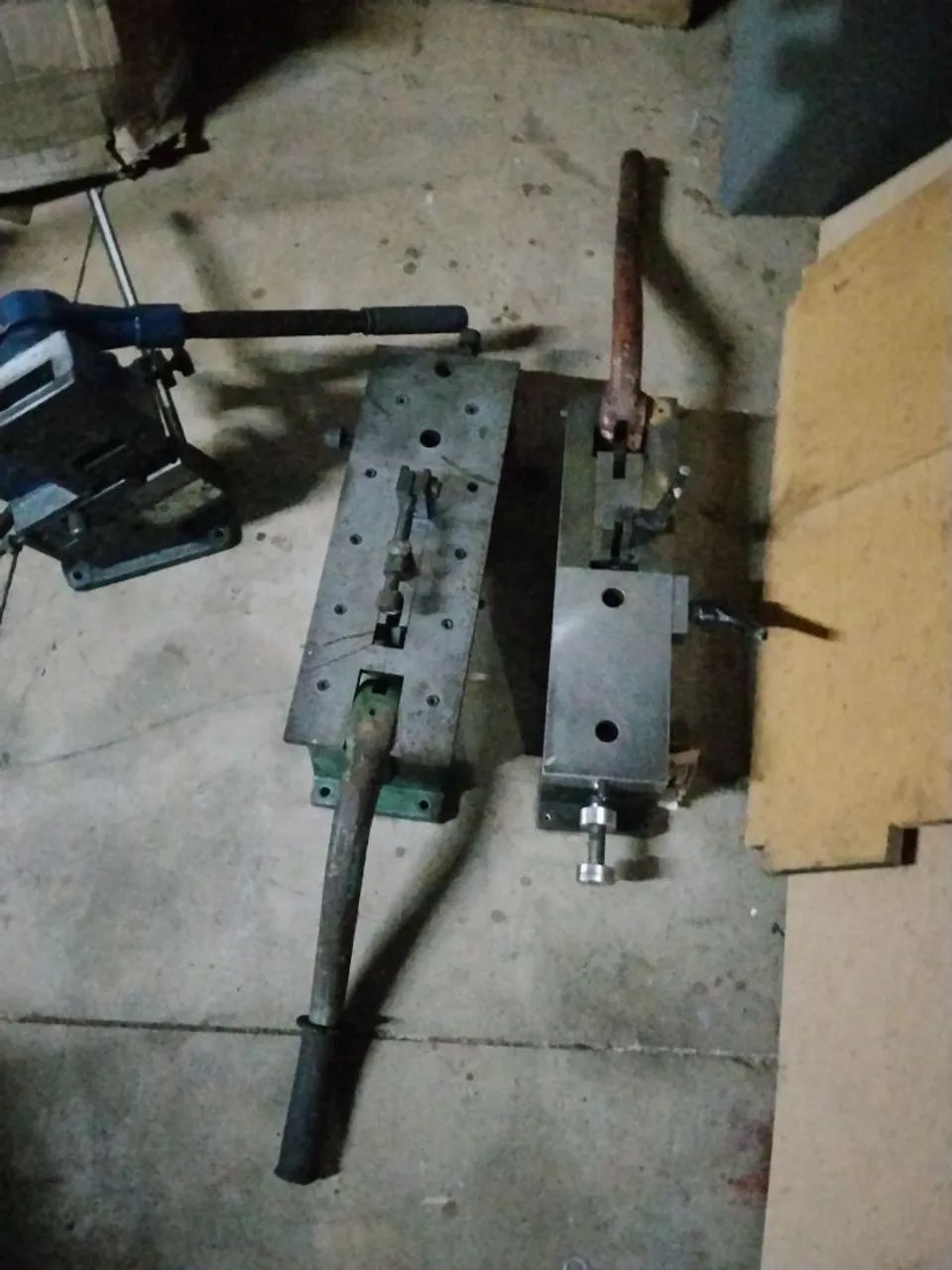 2 Dobradeira para corte e vinco  - Foto 2