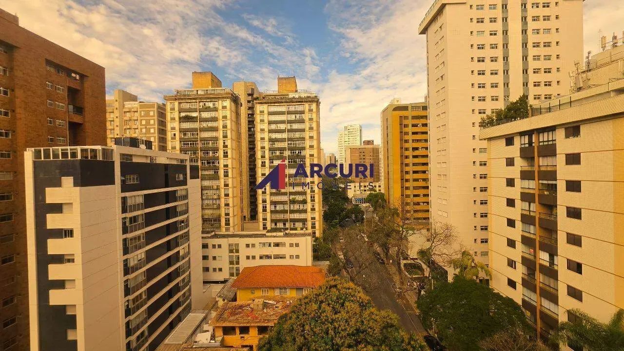 Conjunto de 3 salas 140m² no Lourdes (BH) - Locação