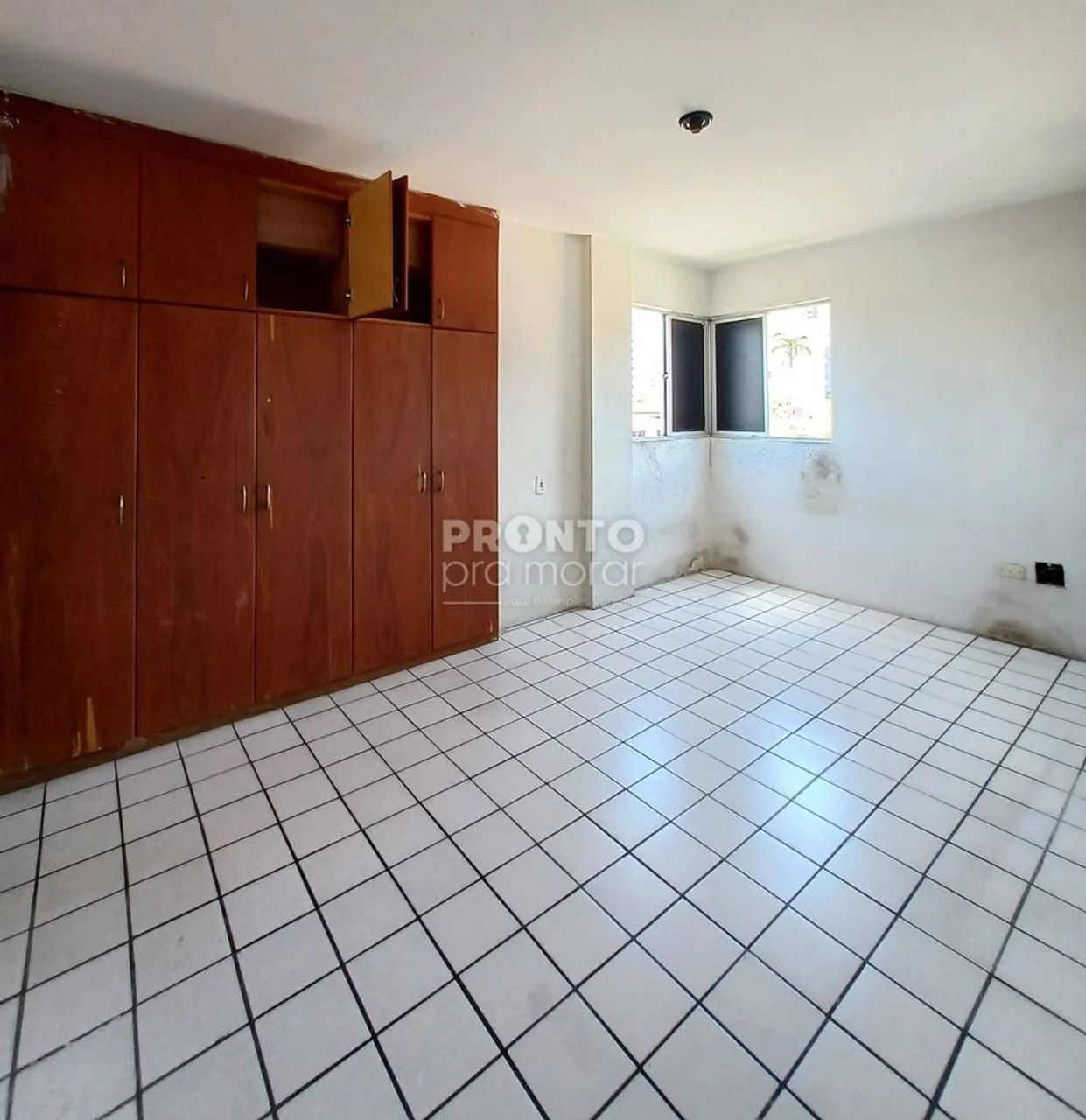 Apartamento com 3 quartos em Candeias
