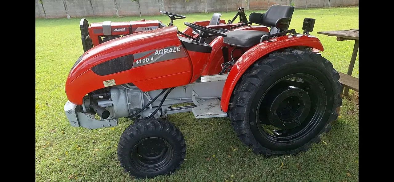 Trator Agrale 4.100 4x4