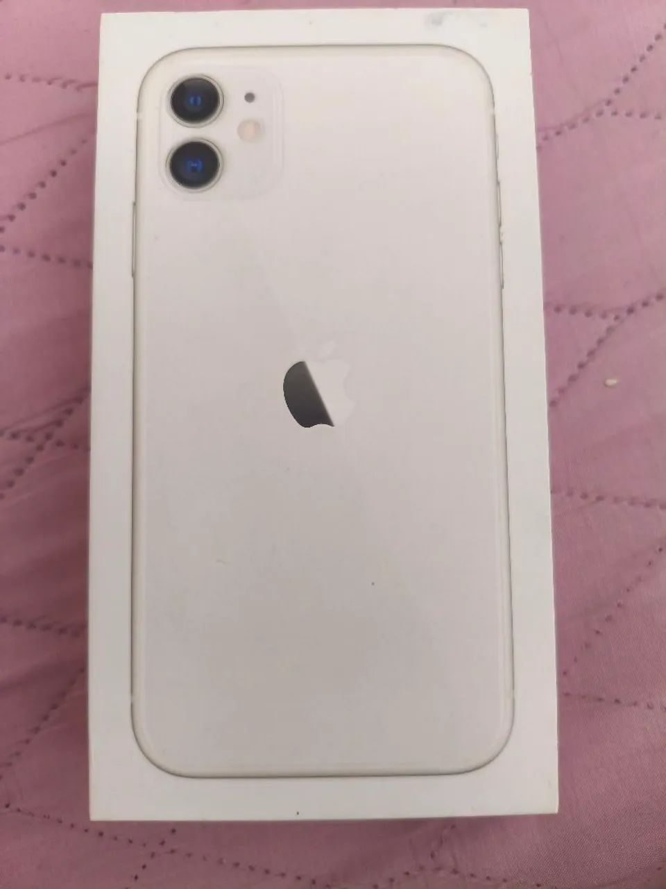 Caixa de iPhone 11 - Foto 2