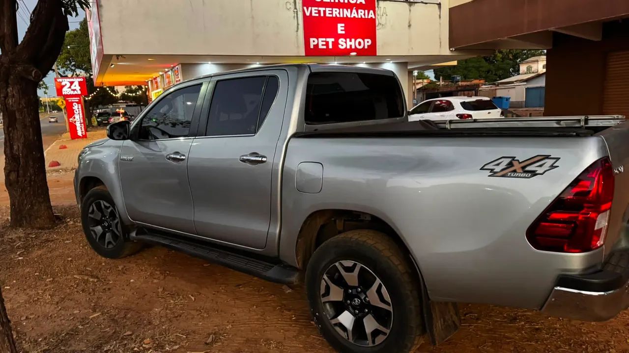 Caminhonete Hilux cd srx - Foto 2