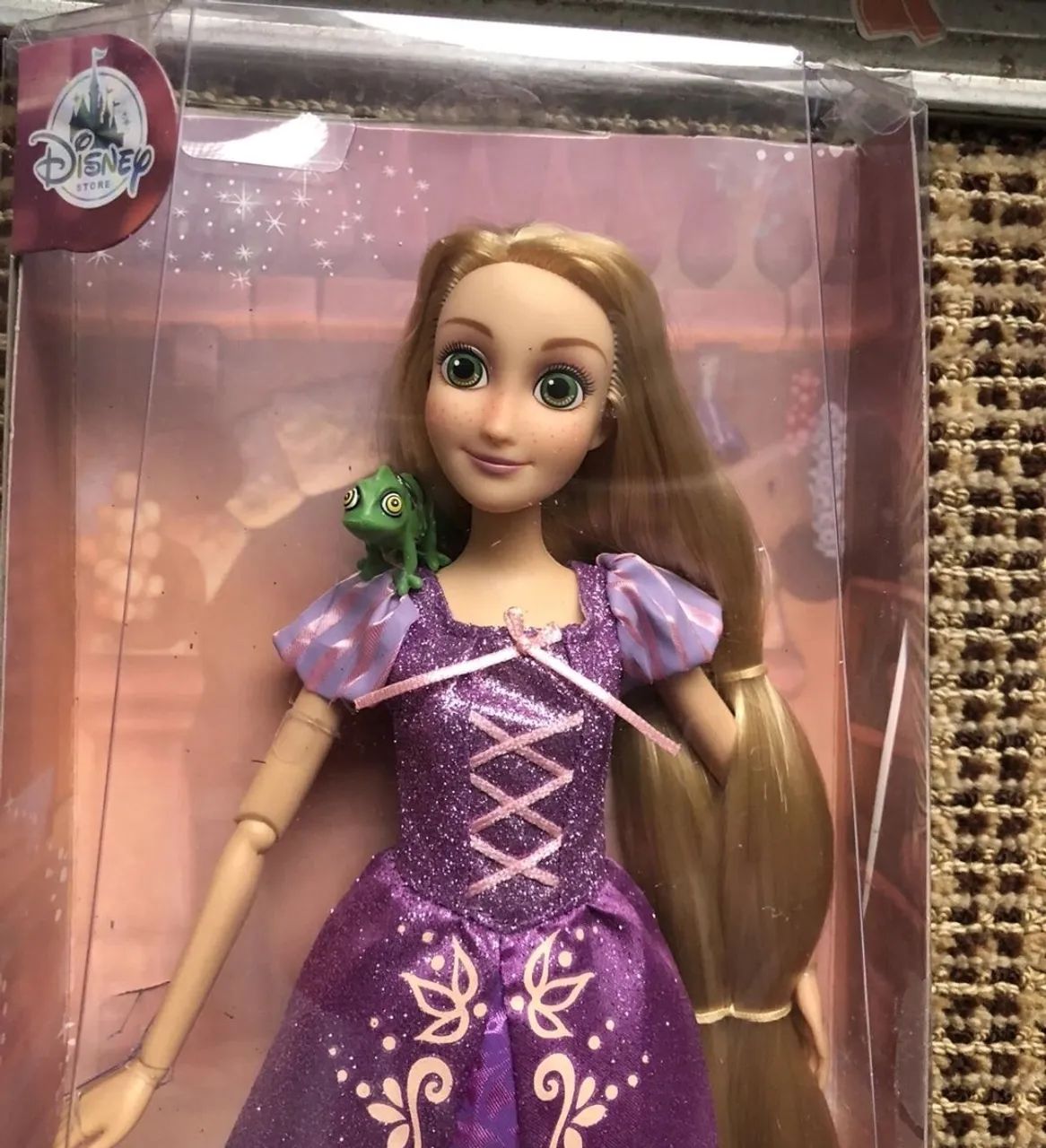 BONECA BARBIE RAPUNZEL CLASSICA COM PET. NOVA LACRADA. ITEM DE COLECIONADOR  - Foto 2