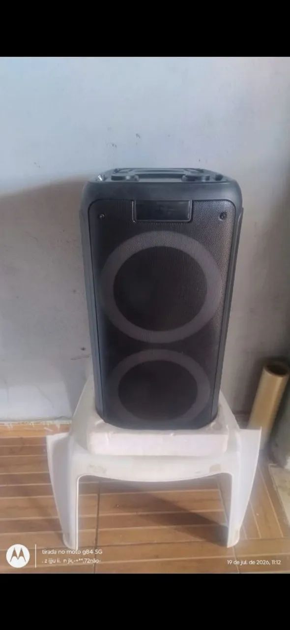 VENDO CAIXA DE SOM NOVA