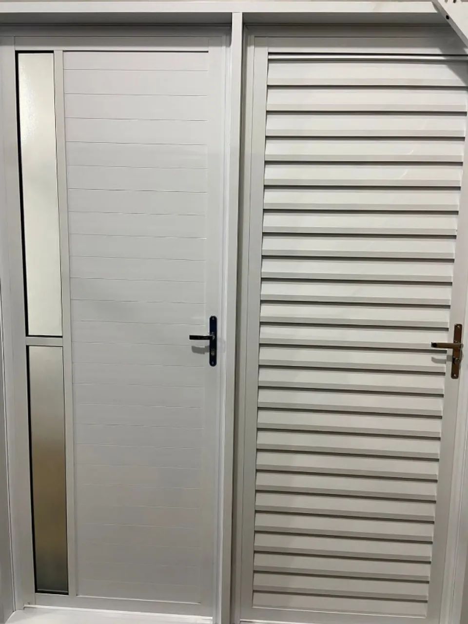 PORTAS DE ALÚMINIO BRANCO 2.10X 60CM 70CM 80CM - MAIS REFORÇADA - Foto 2