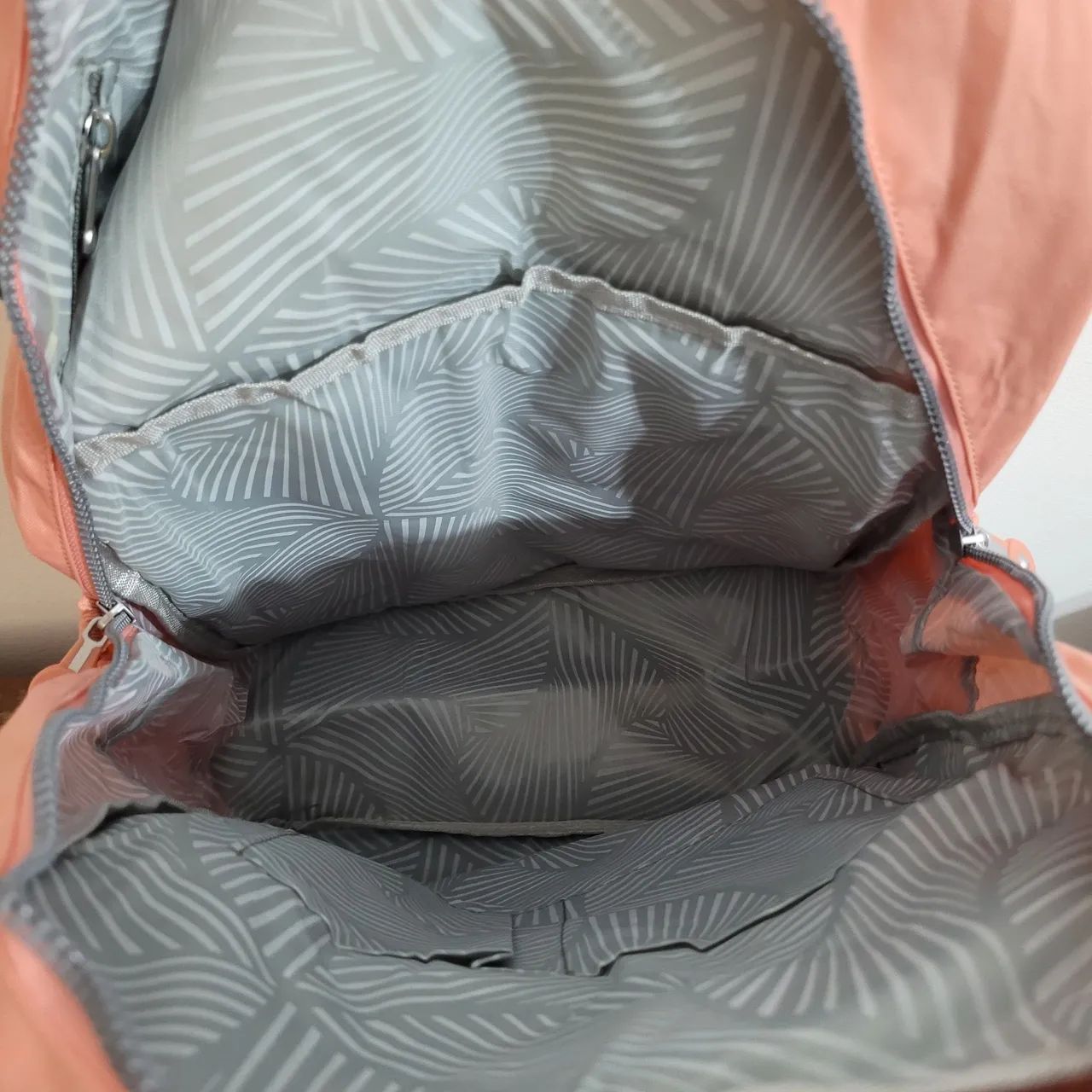 Mochila grande importada linda  - Foto 3