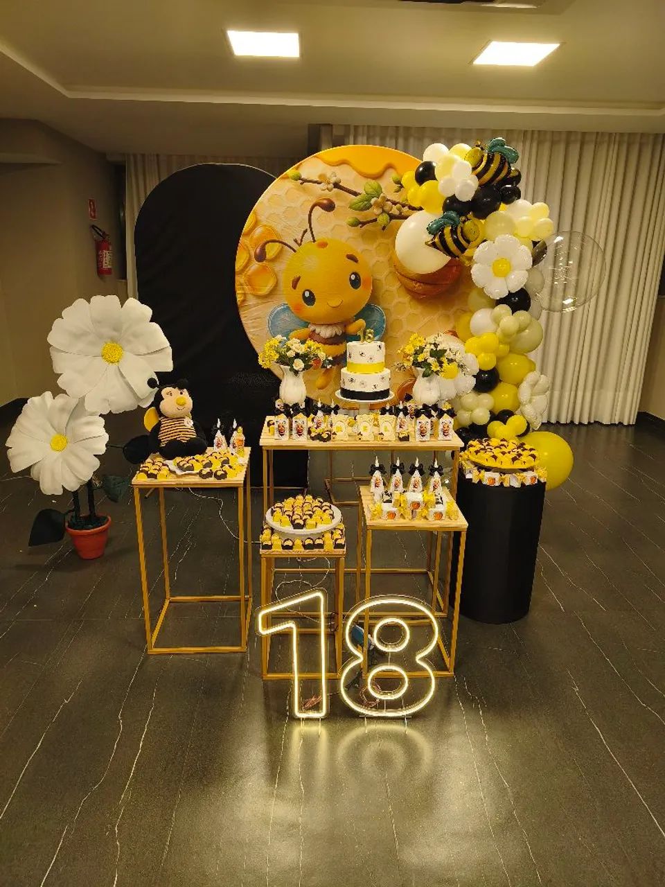 festa da abelhinhA