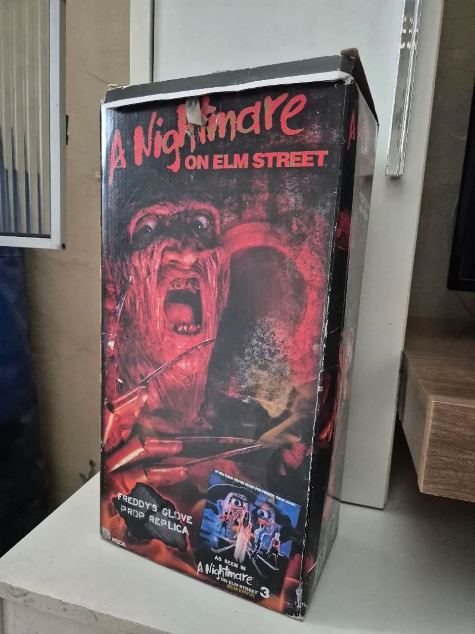 Luva freddy krueger neca(dream warriors) 3 original - Foto 5