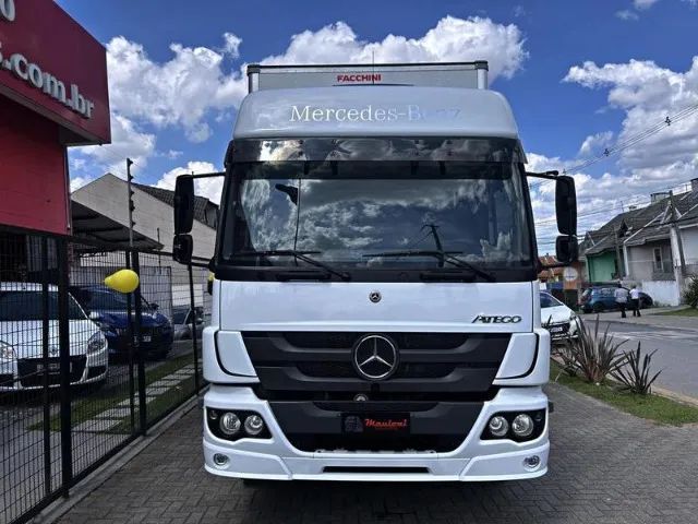 ATEGO 2426 COM BAÚ FACCHINI - Foto 4