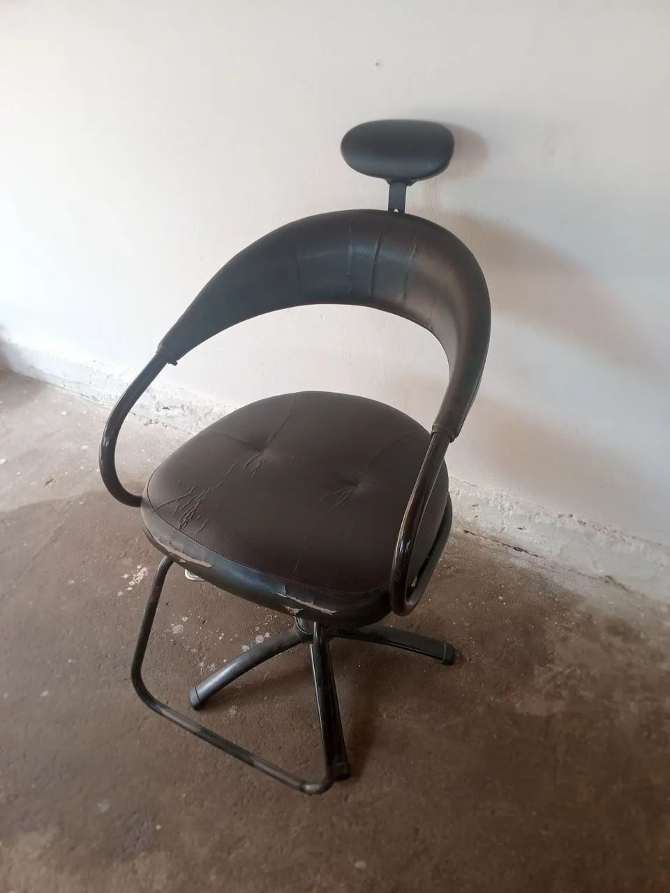 Cadeira para barbeiro profissional  - Foto 4