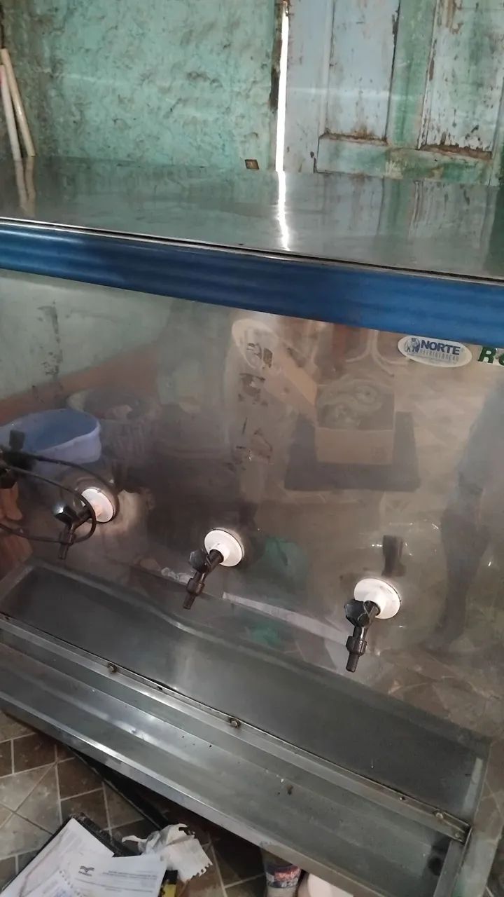 Bebedouro de 4 bocas pra vender - Foto 4