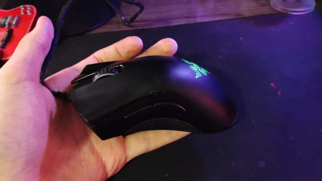 Mouse Razer Deathadder v2 - Foto 3