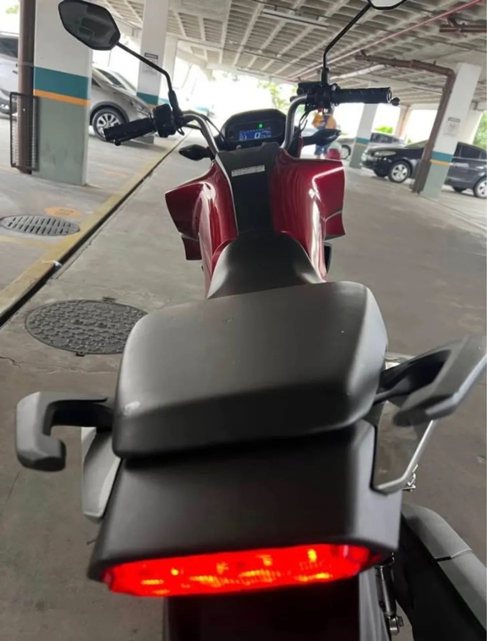 titan 2025  - Foto 5