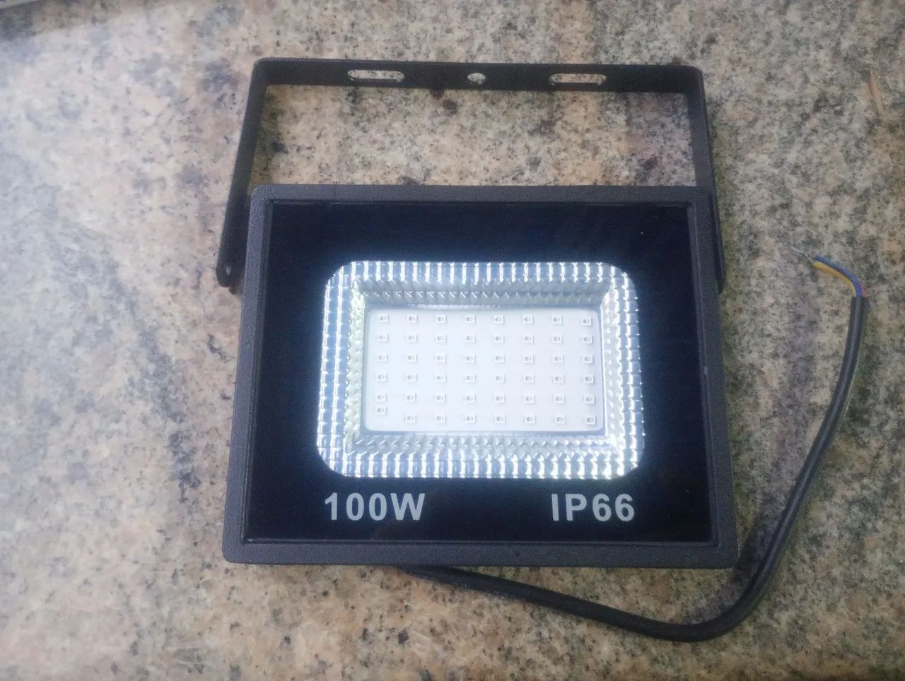Refletor de Led 100w Miniatura IP66