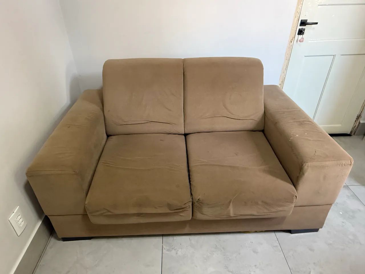 Vende-se sofá de 2 lugares  - Foto 4
