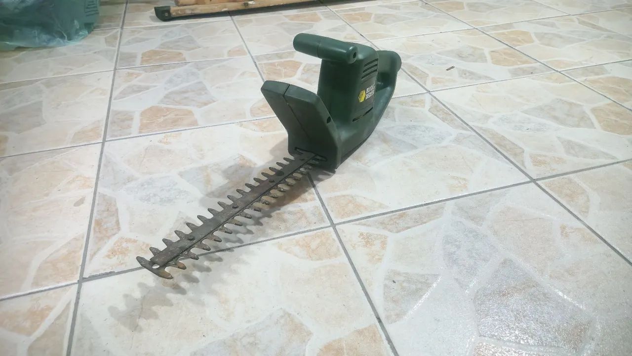 Aparador de cerca viva