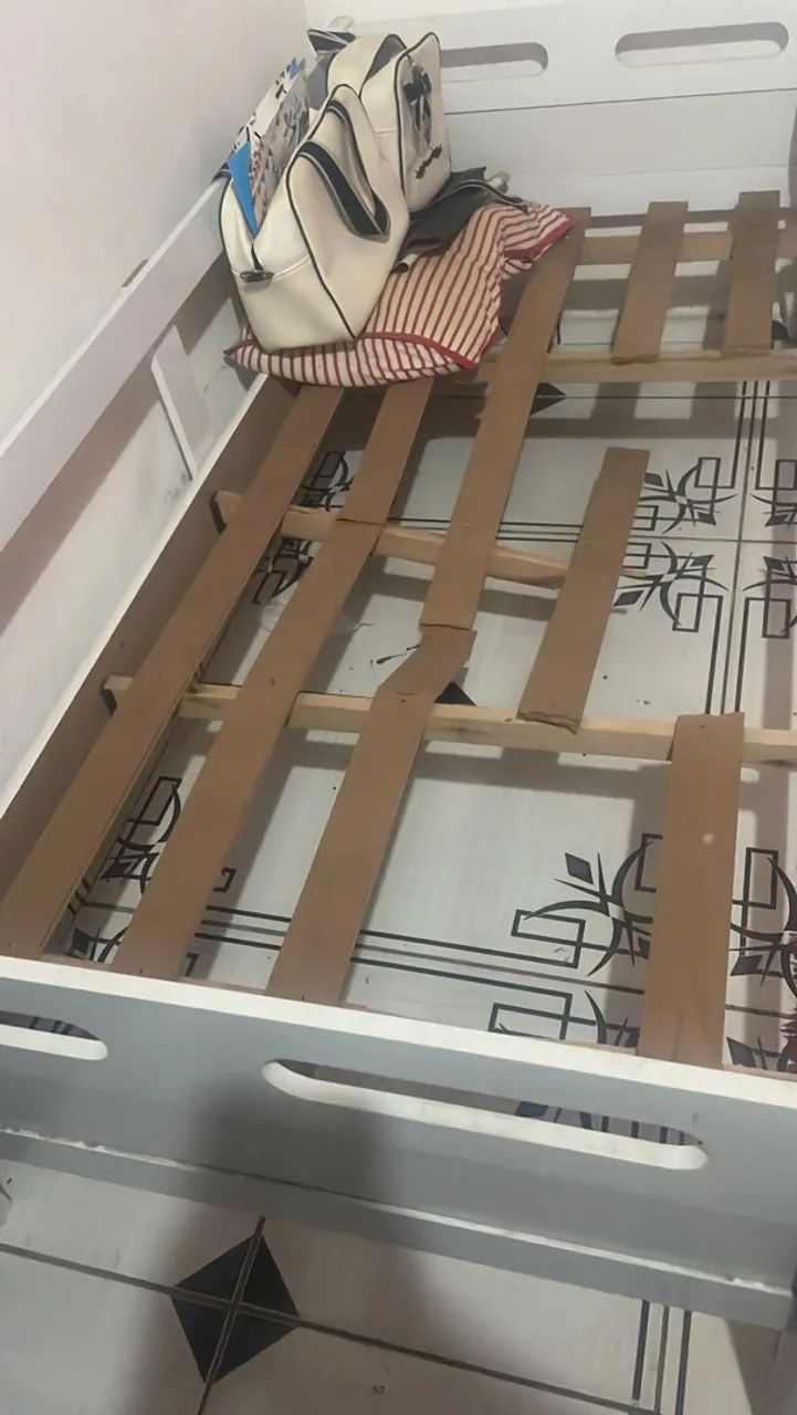 Cama com avaria  - Foto 2
