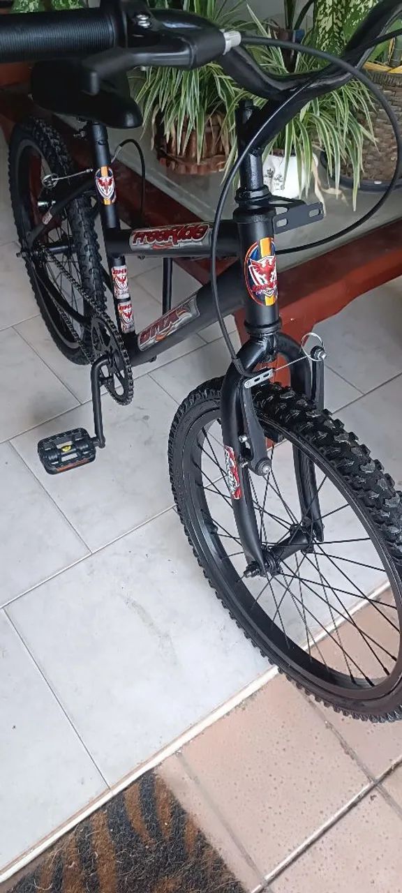 bicicleta aro 20 semi nova  - Foto 4