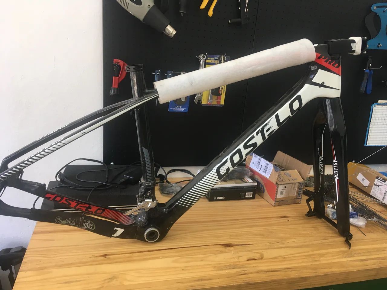 Quadro Costelo carbono 27,5 - Foto 2