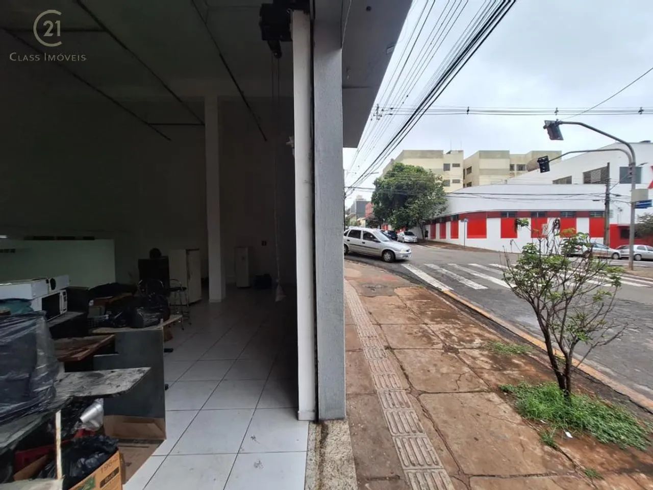 Loja para alugar em Londrina, Centro, com 90 m² - Foto 2