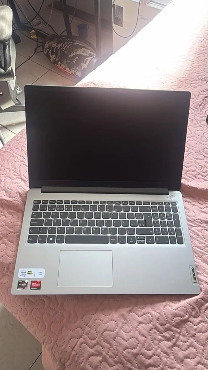 Notebook Lenovo  - Foto 2