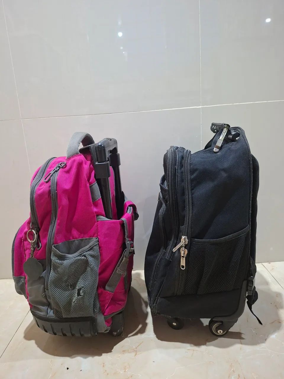 Bolsas de rodinha. - Foto 2