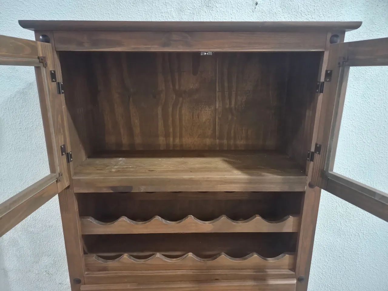 Armario madeira maciça com suporte vinhos - Foto 3