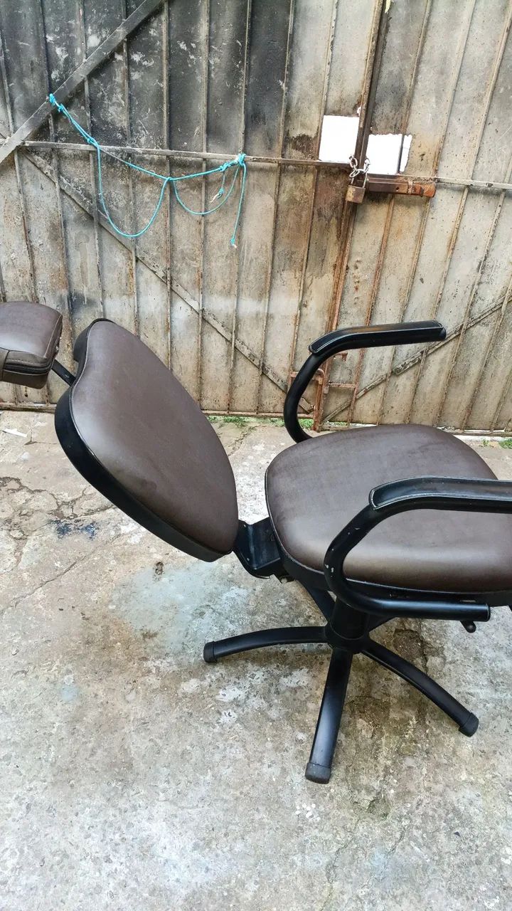 Cadeira de barbeiro ou cabeleireiro  - Foto 3