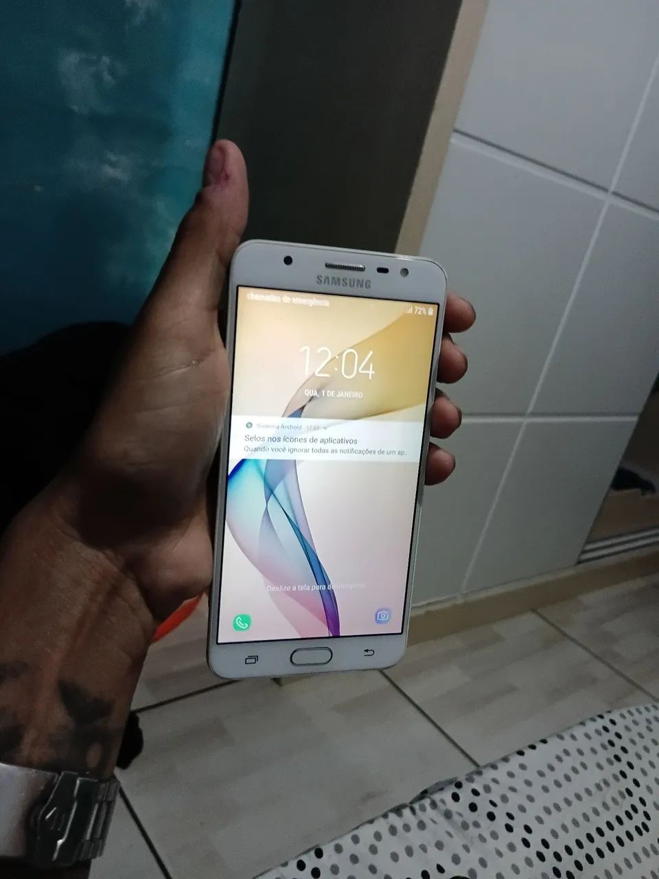 J7 prime