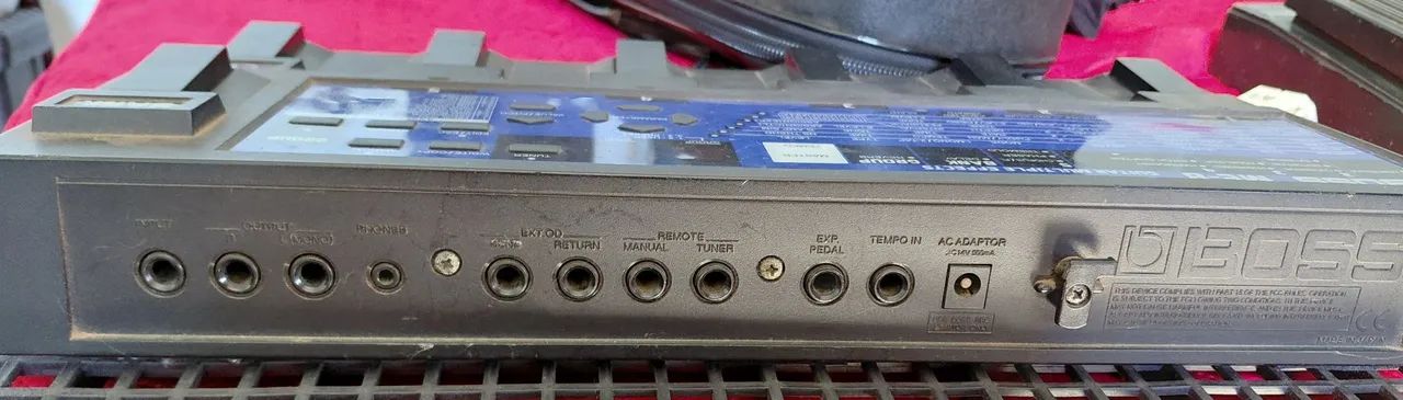 BOSS ME-8 GUITAR MULTIPLE EFFECTS - Foto 2