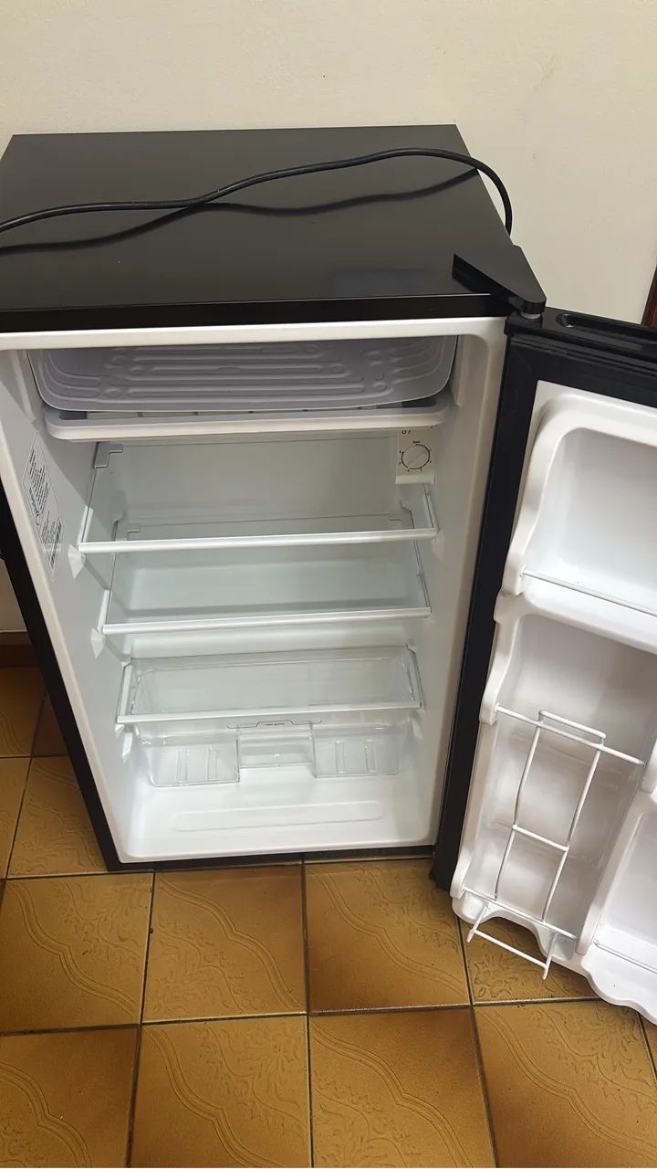 Frigobar 93l Midea 220 - Foto 3