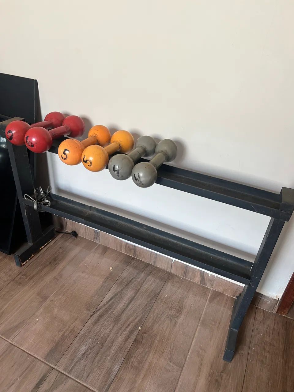 Suporte para halter + halter de 4, 5 e 6 kg - Foto 2