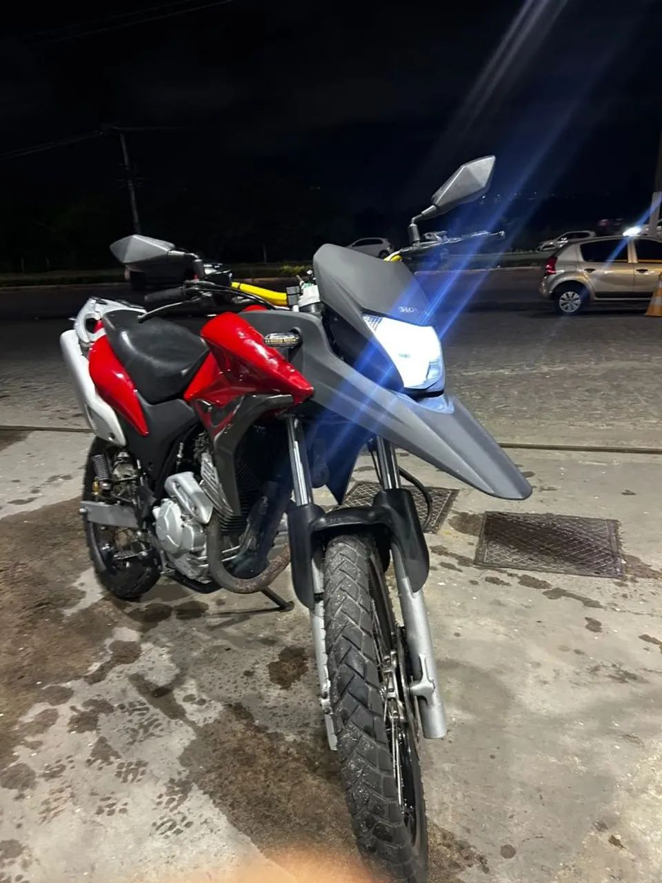Xre 2010 nova só pega e roda