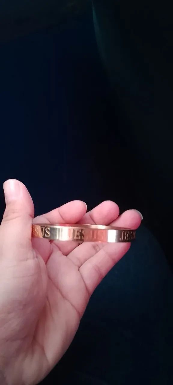 Pulseira masculina banhada a ouro com a frase  ( JESUS ) - Foto 5