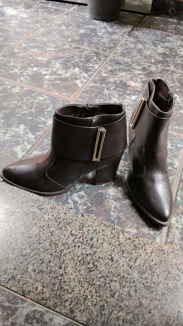 Bota feminina 