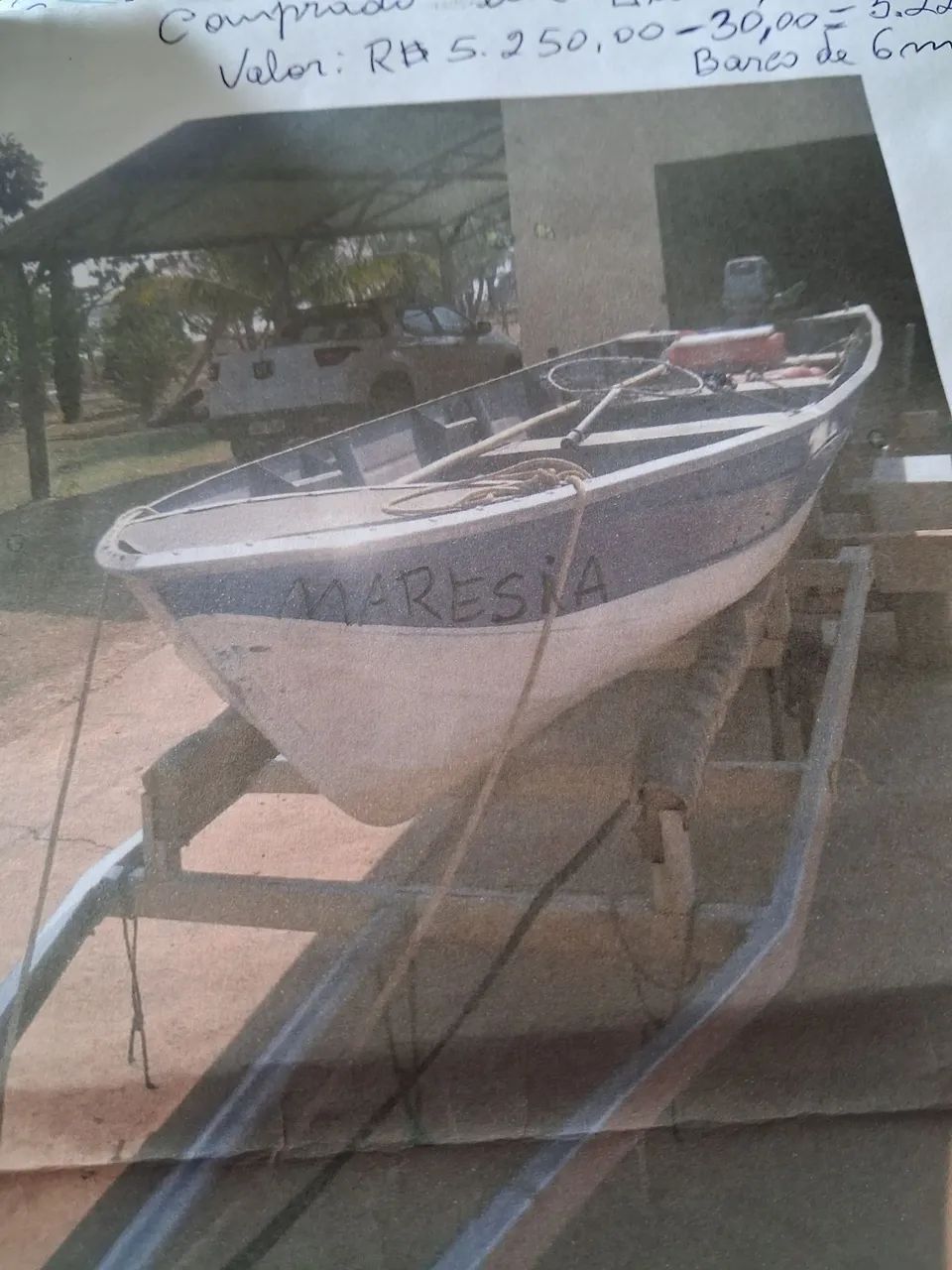 Vendo barco. Ler anuncio