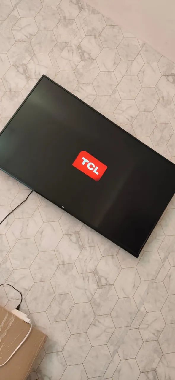 Smart TV TCL 50 Polegadas, Nova e em Perfeito Estado - Foto 3