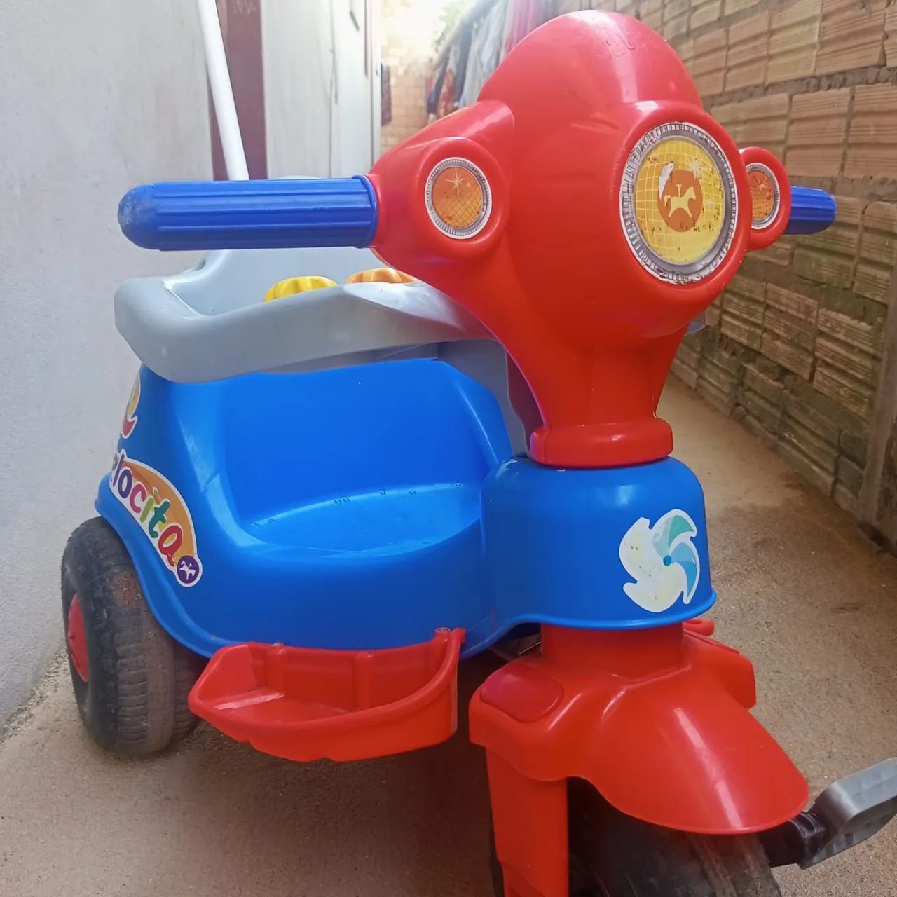 Vende -se carrinho de bebê 