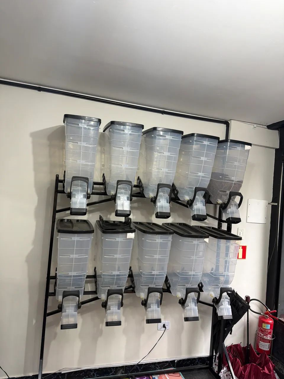 Vendo expositor de ração 