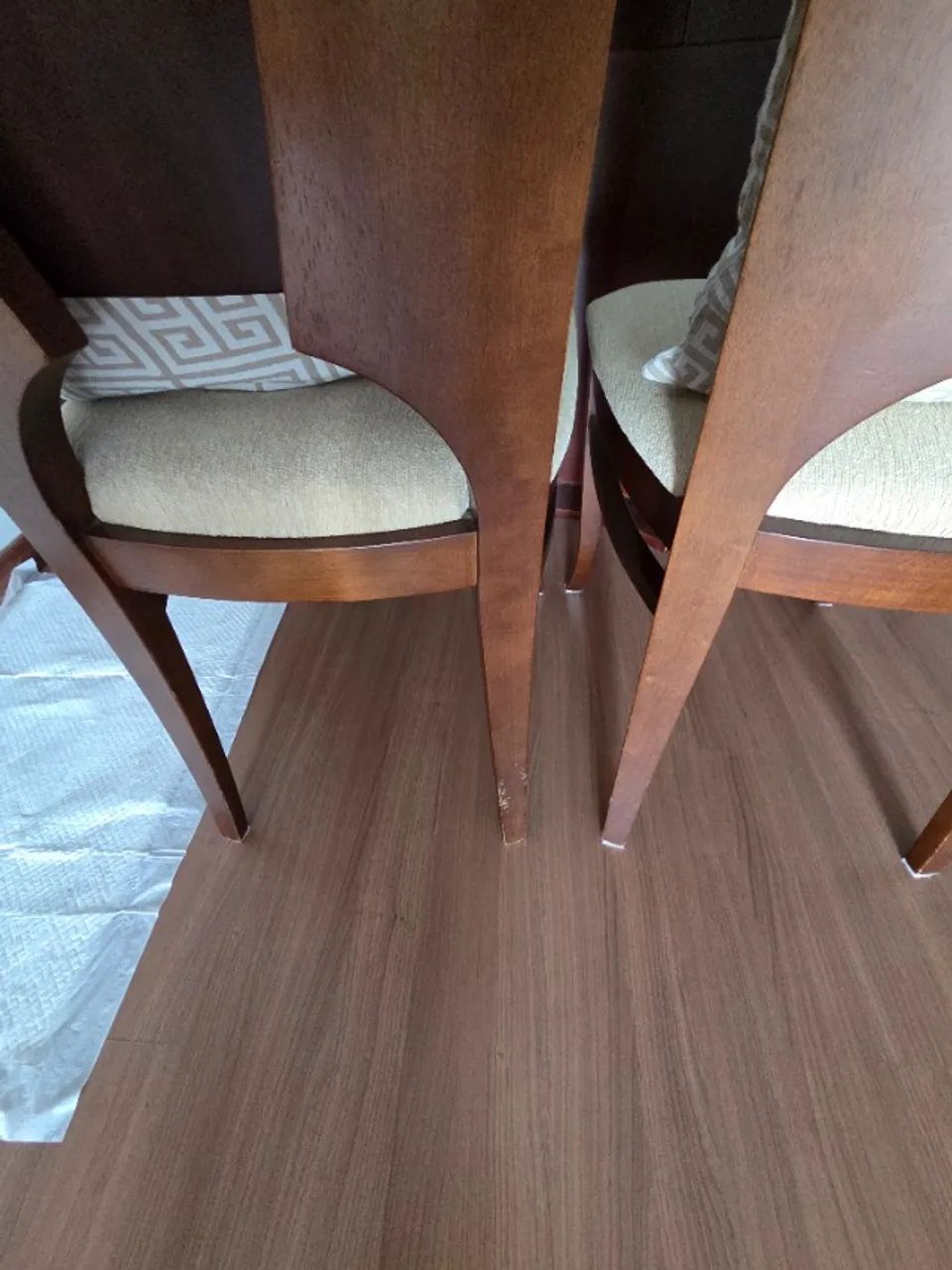 Mesa de jantar quadrada com 8 cadeiras  - Foto 5