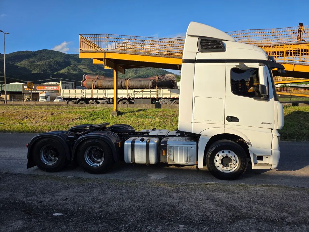 MB Actros modelo 2548 S ano 2023 de unico dono pouco uso baixo km rodado - Foto 4