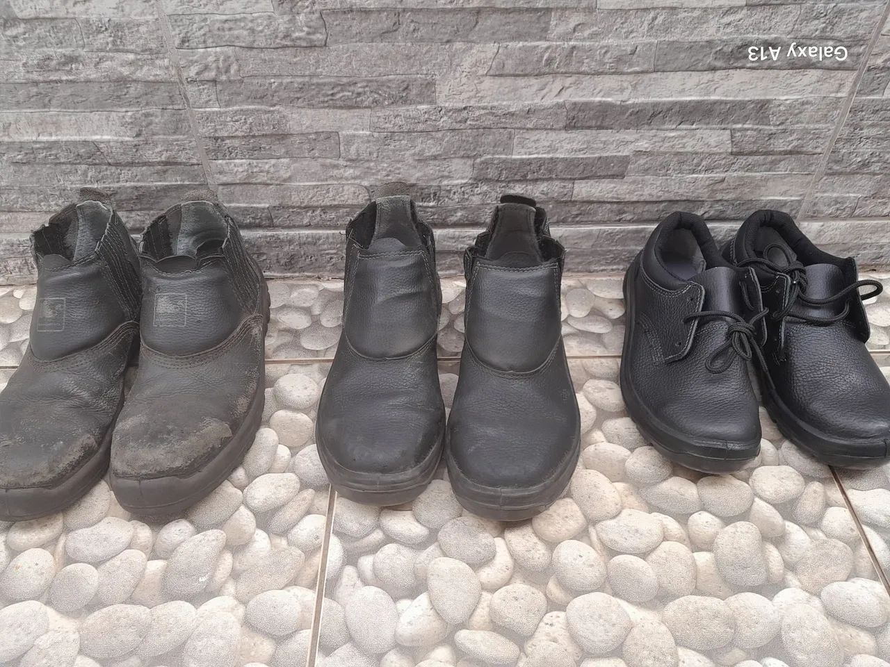 Botinas e sapato de segurança